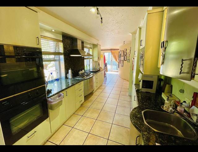 5 BEDROOM HOUSE SOLD IN MEYERSDAL